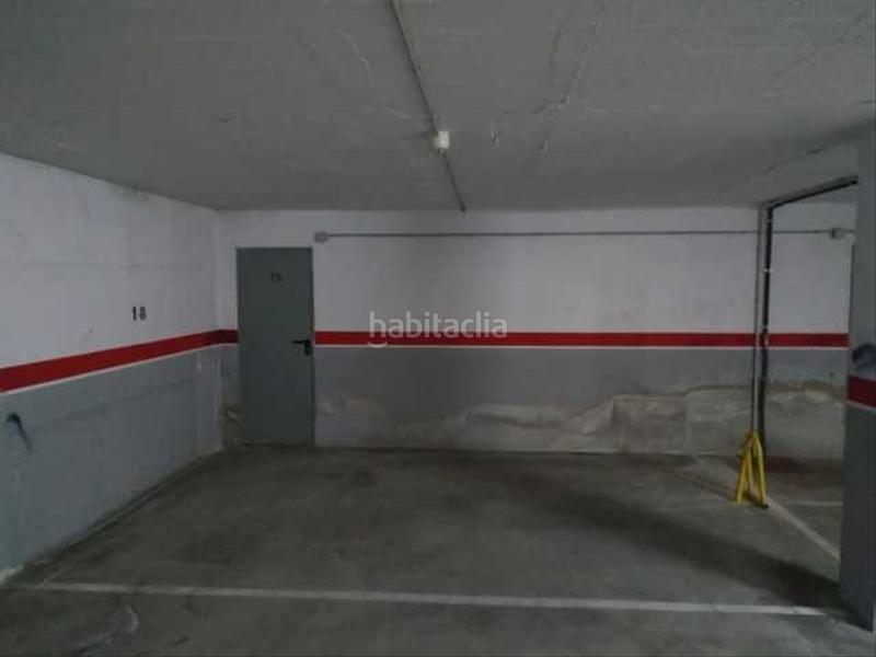 Foto ce3fc49e-9641-46af-90bf-aa5bd6324ef5. Aparcament cotxe a Alcarràs