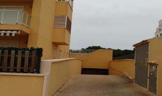 Parking voiture  Av del puerto. Solvia inmobiliaria  garaje guardamar del segura