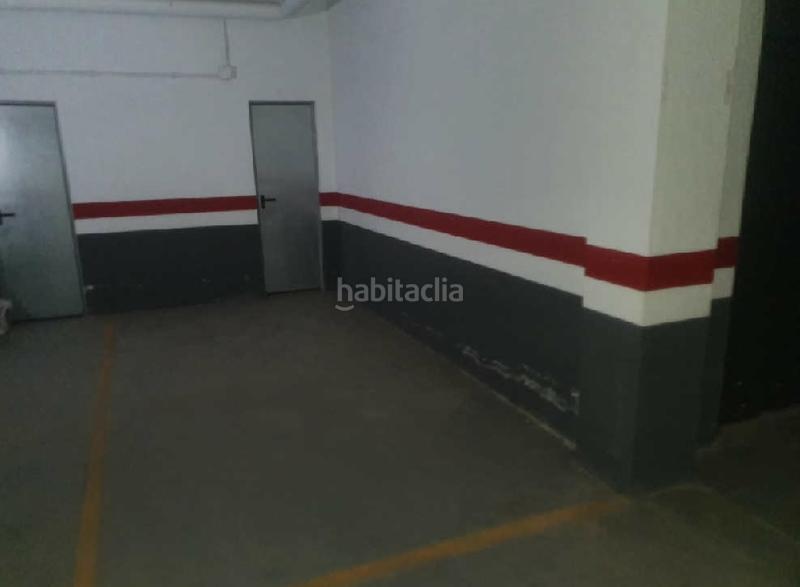 Foto ff4bdbab-fd47-4246-89be-709bac18a156. Aparcament cotxe a Centro Bétera