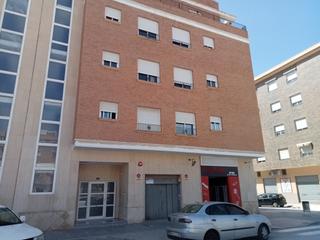 Aparcament cotxe  Av poeta ausias march. Solvia inmobiliaria  garaje novelda