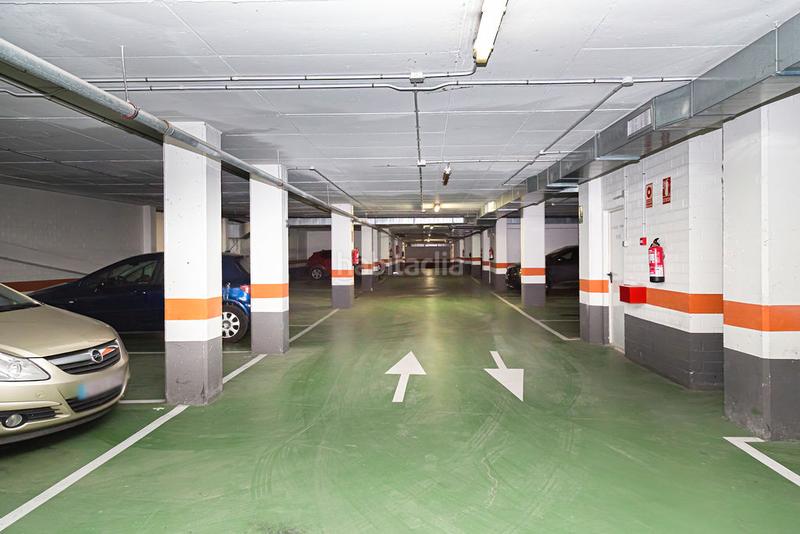 Foto c8d20ee0-36fd-4e5b-95ca-7614f5a4641f. Parking coche solvia inmobiliaria garaje en Valdespartera Zaragoza