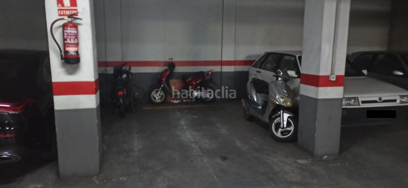 Foto 1db6aba9-a571-4ea6-bbd3-4fa8d3db8fdc. Aparcament cotxe a El Carmen Manises