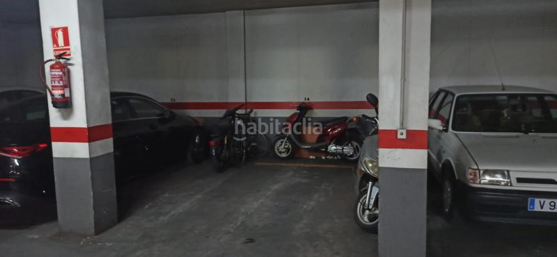 Foto 3ef553d5-4dce-40c3-8336-45c894de0753. Aparcament cotxe a El Carmen Manises