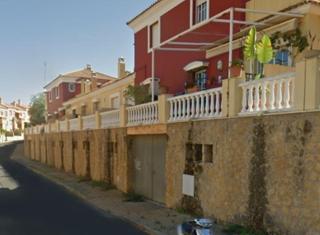 Aparcament cotxe  Ur. hoyo-25. Solvia inmobiliaria  garaje lepe
