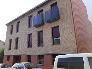 Parking coche  C/ francesc macia. Solvia inmobiliaria  garaje montornès del vallès