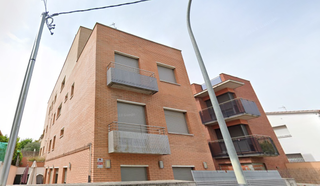 Aparcament cotxe  C/ sol. Solvia inmobiliaria  garaje cerdanyola del vallès