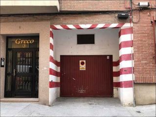 Aparcament cotxe a C/ Tudmir