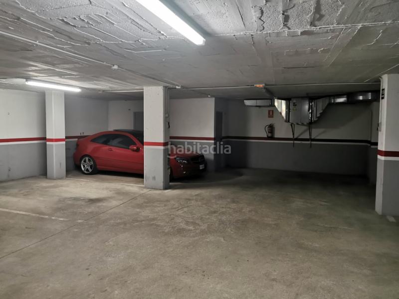 Foto f4b06c4b-339d-45f5-a9d6-434b11f0a207. Aparcament cotxe a Franqueses del Vallès (Les)
