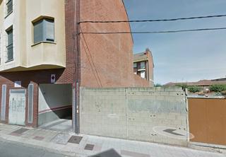 Aparcament cotxe  C/ san antonio. Solvia inmobiliaria  garaje león