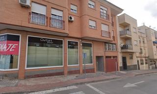 Aparcament cotxe  C/ rafael alberti. Solvia inmobiliaria  garaje y trastero cieza