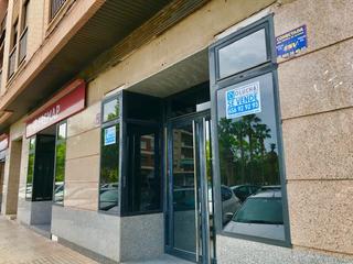 Business premise in C/ Ceram Godorf Buenos Aires - Ed Jardín