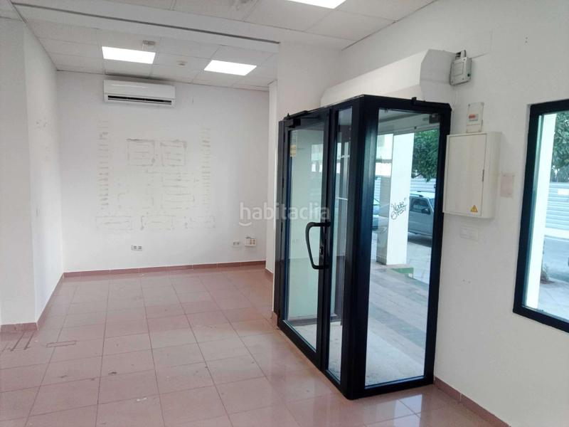 Foto e6f7b025-41a7-4cc1-9efe-a8f763c6834e. Local commercial dans Centro - Doña Mercedes Dos Hermanas