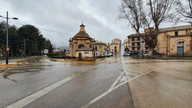 Foto e296af8d-d848-40fc-9c0f-2d5554730f60. Local comercial a Caravaca de la Cruz