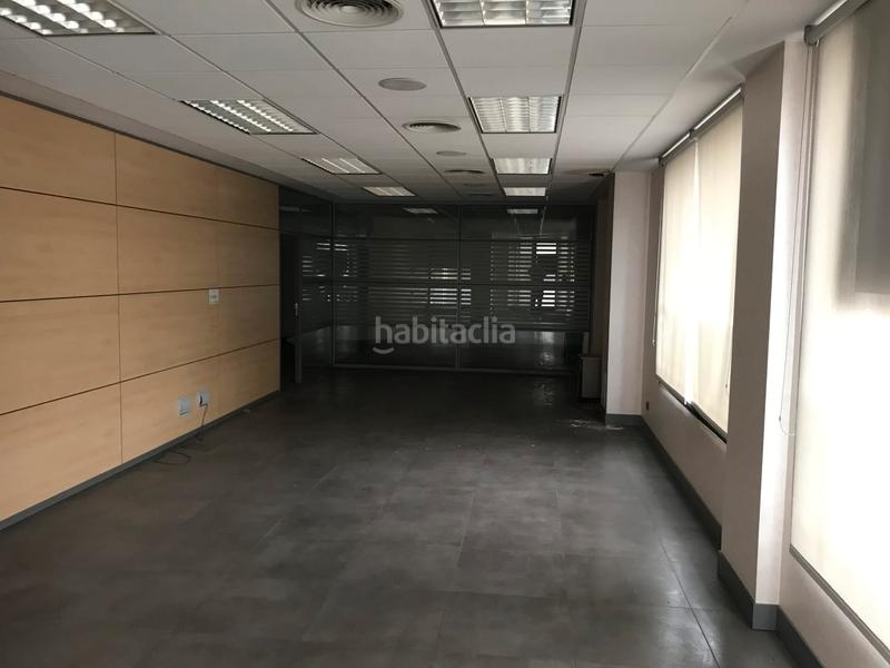 Foto 2bbb0c57-7894-4816-97fe-3620b0447a6d. Locale commerciale in Cementiri Vell Terrassa