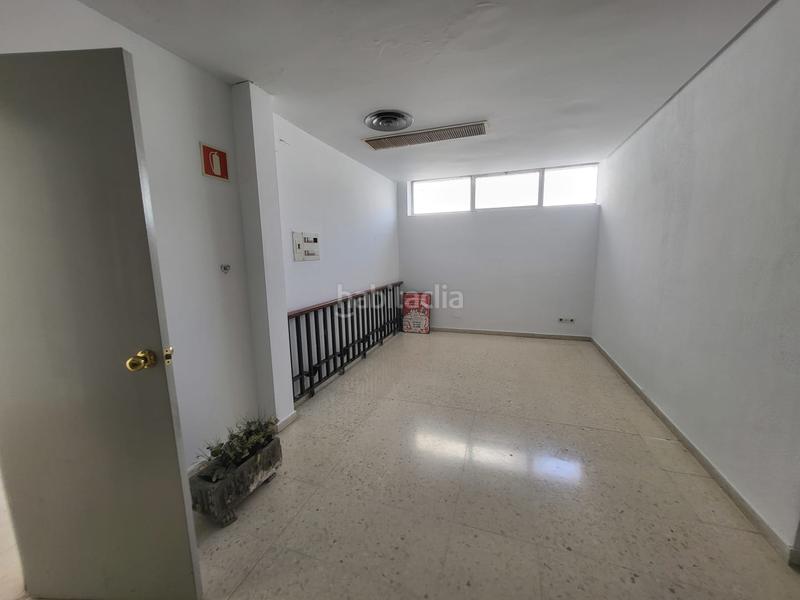 Foto a32ae92c-b443-4988-9b10-e68a192452ff. Local comercial solvia inmobiliaria locales en Madre de Dios Jerez de la Frontera
