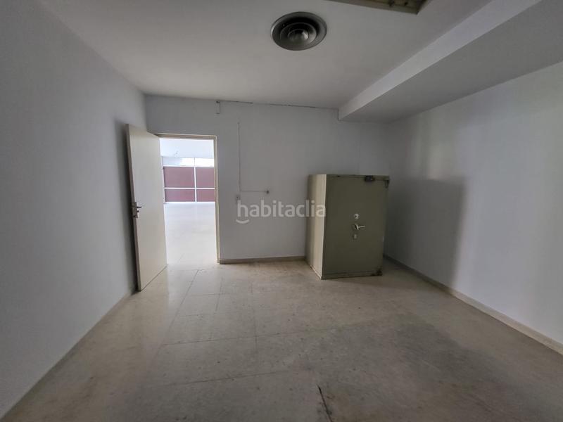 Foto afe6e7be-db33-4430-b86f-b99c8759f0f3. Local comercial solvia inmobiliaria locales en Madre de Dios Jerez de la Frontera
