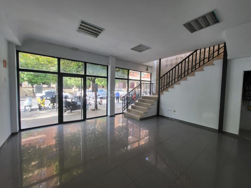 Foto fd08e7cc-5fb2-4e63-b58e-23a3f331a084. Local comercial solvia inmobiliaria locales en Madre de Dios Jerez de la Frontera