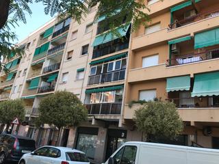 Local commercial  C/ de la marina. Solvia inmobiliaria  locales prat de llobregat el