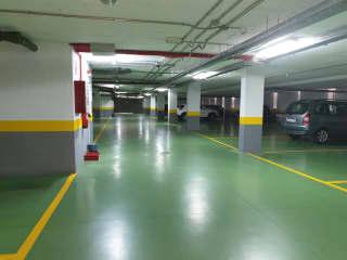 Parking coche en C/ Cristóbal Colón Calahonda