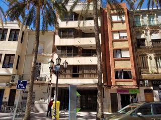 Local Comercial  C/ mayor. Solvia inmobiliaria  locales llíria