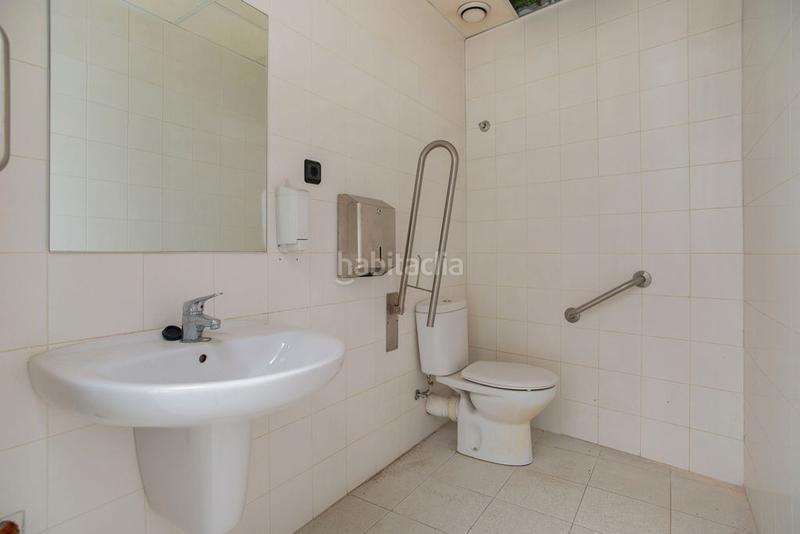 Foto d329bd64-fdc0-4c79-b35d-692d44ff25d3. Geschäftsraum in Piñeiros - Freixeiro Narón