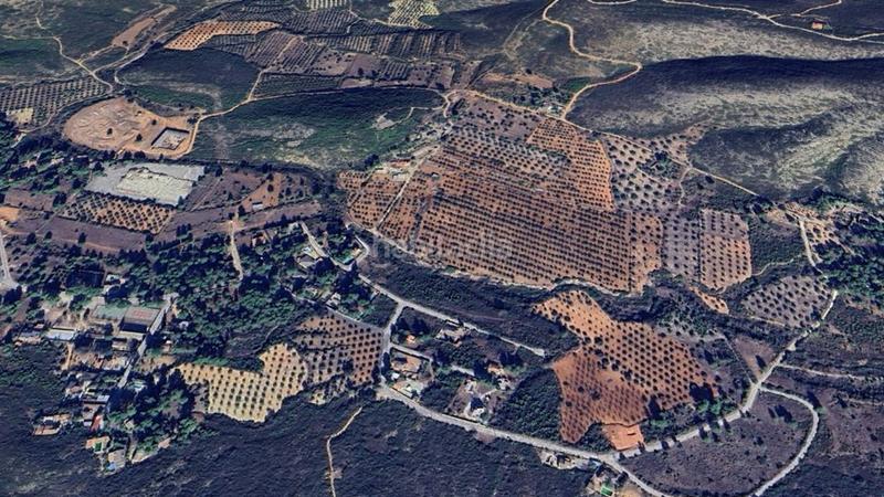 Foto 3e08cd26-aaa7-4b71-aef2-0f743f340f45. Fondo rustico in Macastre