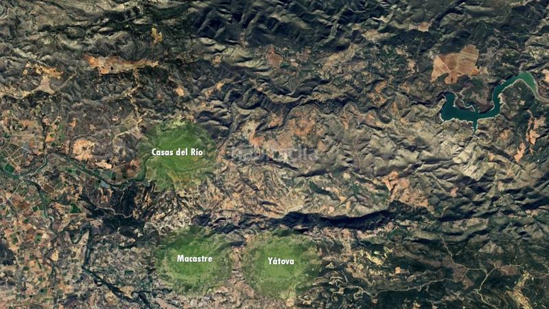 Foto b9b9fb12-d0f3-4e98-bfbb-f18a41de4b7b. Fondo rustico in Macastre