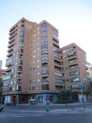 Pis  Av maestro rodrigo. Solvia inmobiliaria  piso valencia