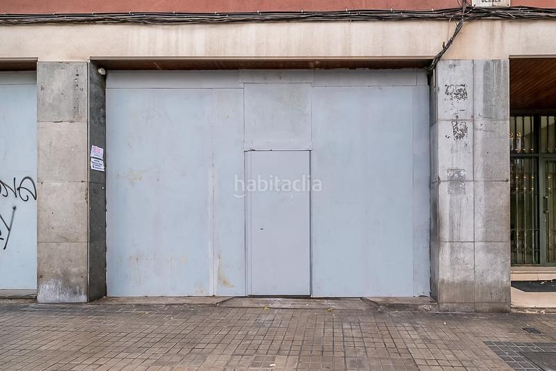 Foto 87f11424-6225-4c9a-9792-c4a405d0fa68. Rent business premise in Sants-Badal Barcelona