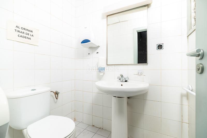 Foto a69fc749-fcc7-4a90-9563-6cf4f44b3e63. Rent business premise in Sants-Badal Barcelona