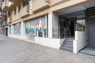 Business premise in AV/ Hospital Militar