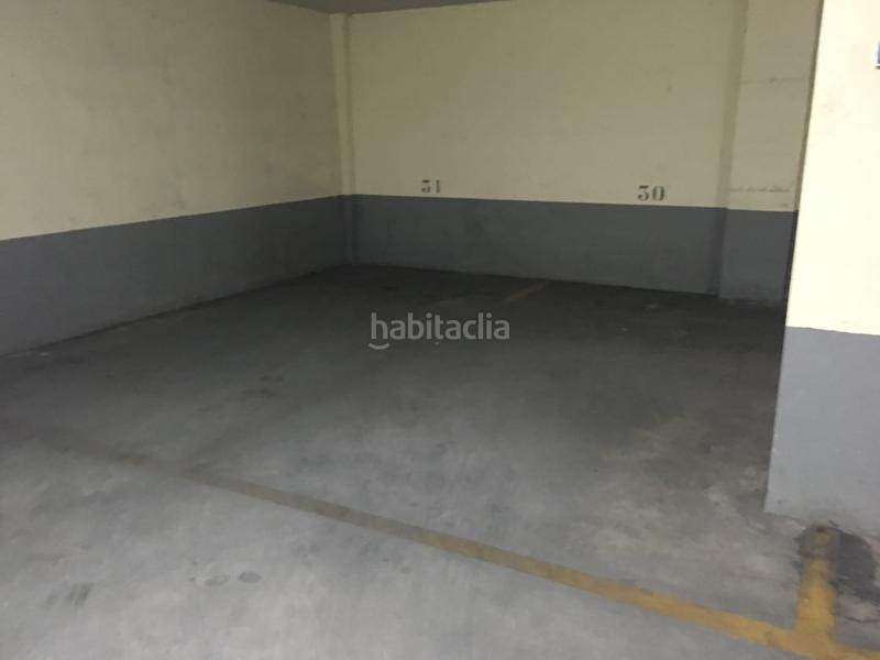 Foto 2132f14f-f0da-487f-a009-430ad0cc200a. Aparcament cotxe a Carlet