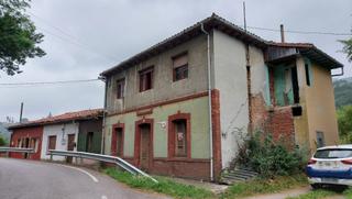 Chalet  C/ la tejera. Solvia inmobiliaria  chalet independiente mieres