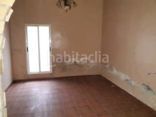 Foto a307ce8d-a91b-4d09-a087-efd3429a78bf. Casa aparellada a Chella