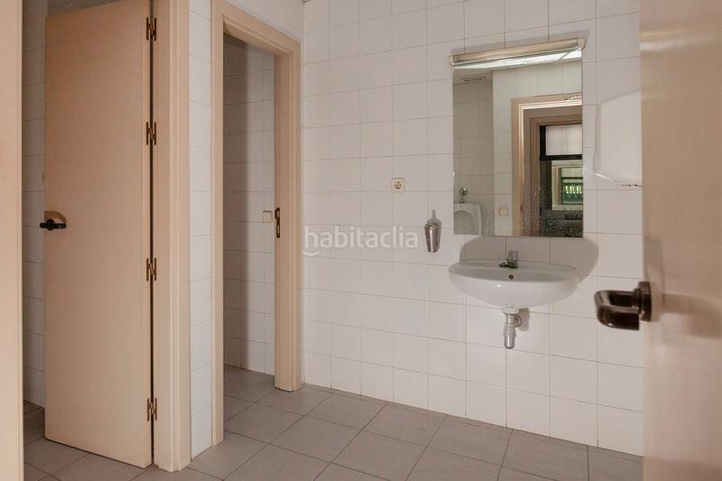 Foto 230ed919-820f-46cb-accf-edd441ba3242. Location local commercial dans Martos