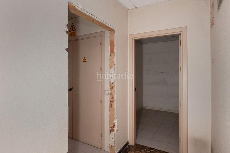 Foto 63a850ef-11fe-4054-9b00-c3f6f406abe8. Location local commercial dans Martos