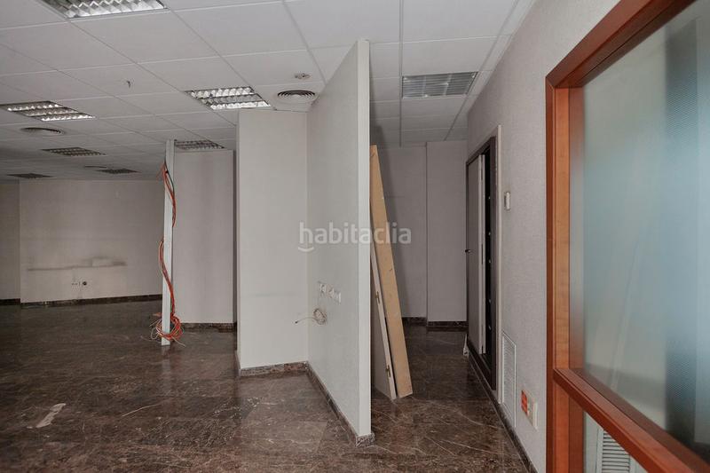 Foto 80877727-4d78-4aa0-9722-4f99fc3020f8. Location local commercial dans Martos