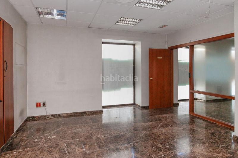 Foto f8ed374a-1570-49fe-a6f1-63df6cd0d5cb. Location local commercial dans Martos