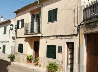 Chalet  C/ rafal. Solvia inmobiliaria  casa sencelles