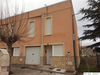 Chalet  C/ la iglesia. Solvia inmobiliaria  casa valle de santibáñez