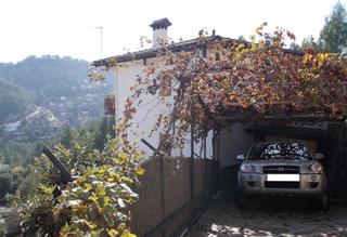 Xalet  C/ planeta - bonrepós. Solvia inmobiliaria  chalet independiente corbera de llobregat