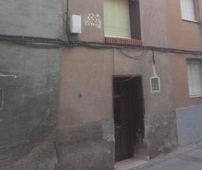 Xalet  C/ barrioverde. Solvia inmobiliaria  chalet independiente almunia de doña godina
