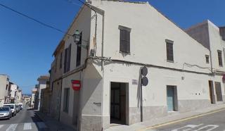 Local Comercial  C/ llum. Solvia inmobiliaria  locales capdepera