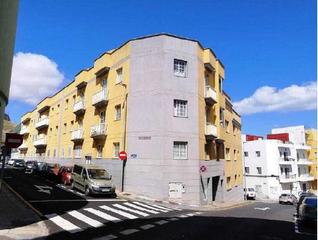 Aparcament cotxe  C/ los andenes. Solvia inmobiliaria  garaje san cristóbal de la laguna