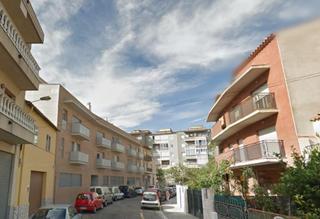 Parking voiture  C/ aries. Solvia inmobiliaria  garaje figueres