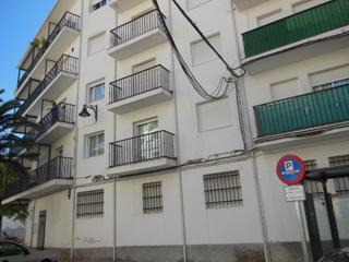 Pis  Av de la estación. Solvia inmobiliaria  piso loja