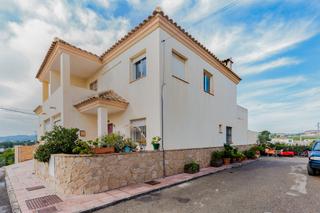 Doppelhaus  C/ leonardo da vinci. Solvia inmobiliaria  chalet adosado antas