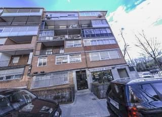 Pis  C/ valmojado. Solvia inmobiliaria  piso madrid