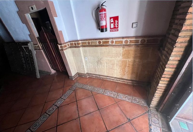 Foto d2c32cbd-074f-48c0-a0d6-c34bc2841845. Local comercial a Maracena