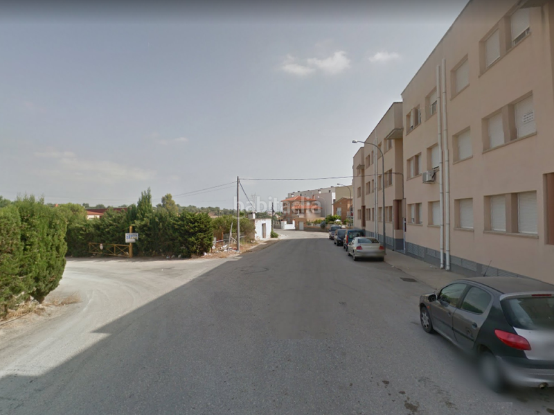 Foto fb8cc4ef-08c1-48f9-bf10-c4e8da4724de. Aparcament cotxe a Masdenverge